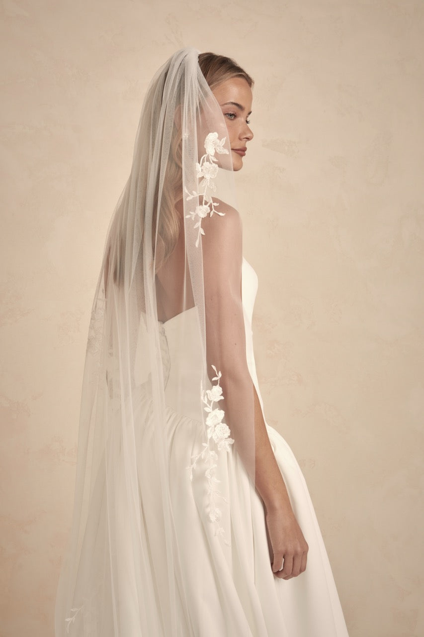 Brautschleier – eleganter Hochzeitsschleier mit Spitze