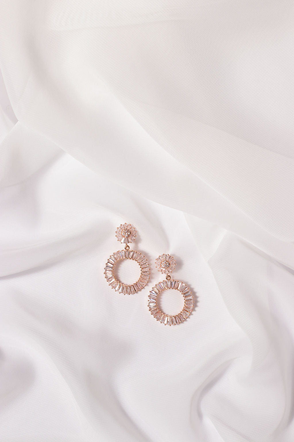 WILLOW - Statement diamond hoop Hochzeitsohrringe