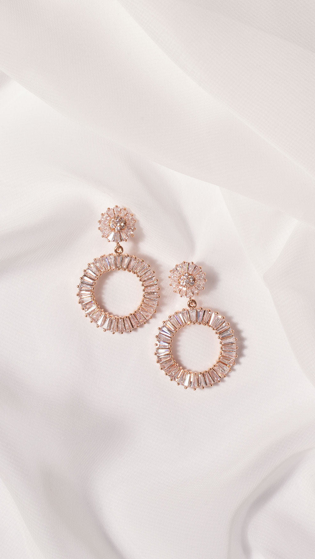 WILLOW - Statement diamond hoop Hochzeitsohrringe