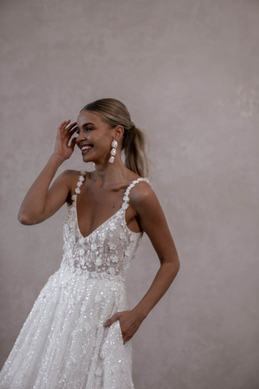 Brautkleid Lenni flowy