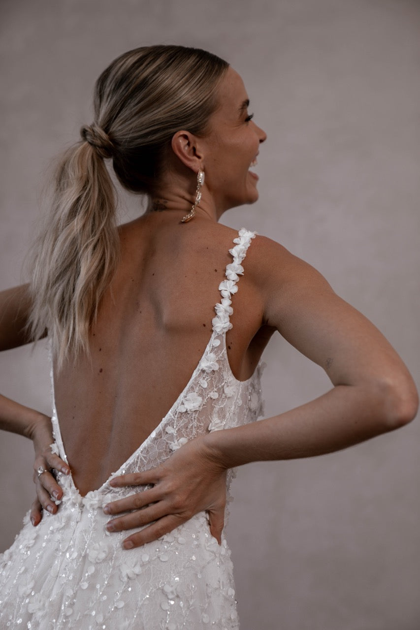Brautkleid Lenni flowy