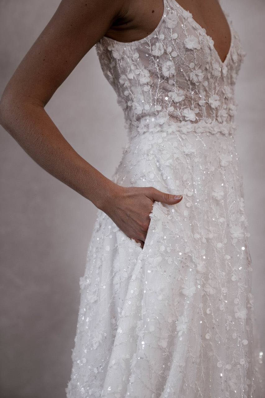 Brautkleid Lenni flowy