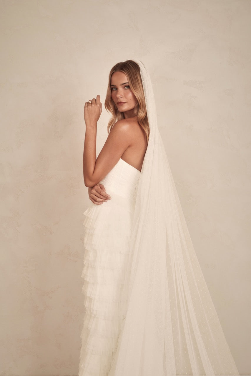 Chloe Veil – moderner spotted tulle Schleier von MWL Bridal