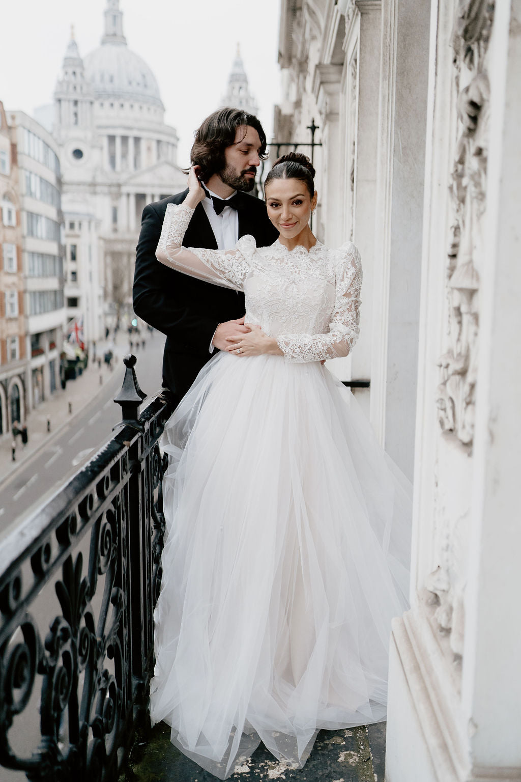 Wunderschönes extravagantes Brautkleid mit bewussten Details, nahe Würzburg und Aschaffenburg.